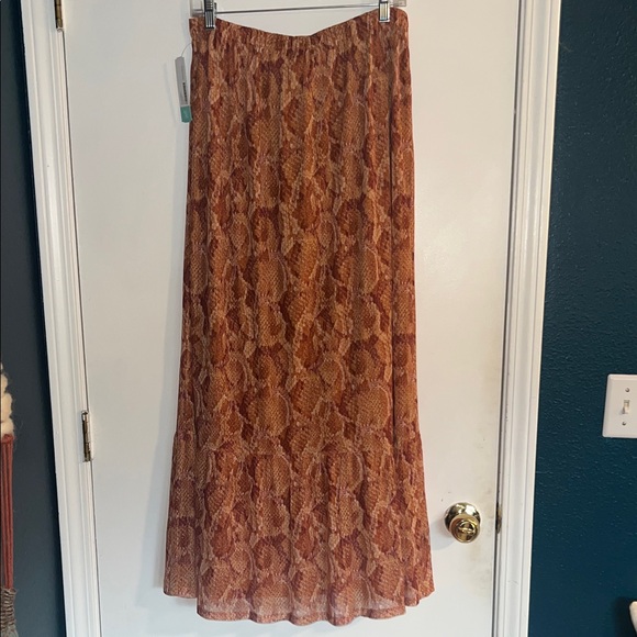 Daniel Rainn Nina Gold Snake Print Skirt - Picture 6 of 8